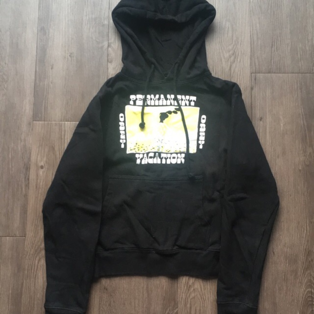 Xs black obey sweater